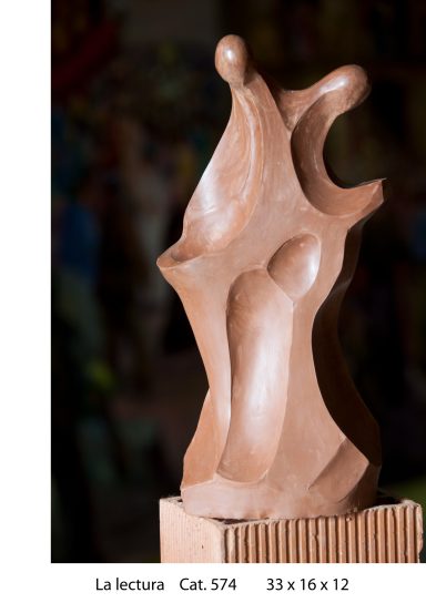 Cat. 574 La lectura 1 33x16x12 (Barro cocido)